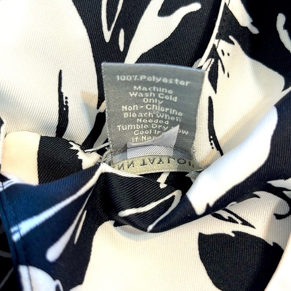 Ann Taylor Black White Floral Sleeveless Women’s Blouse Size 14 - Picture 7 of 7